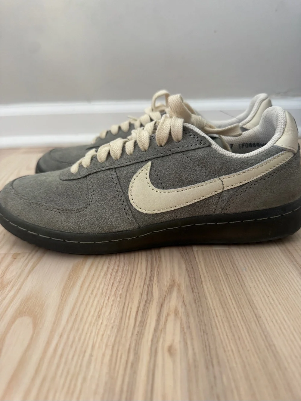 Nike Field Generals (men’s 7 women’s 8.5)